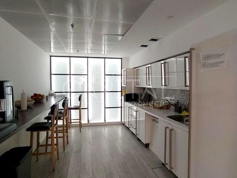 комерційна за адресою Київ, Богдана Хмельницького вул., 44