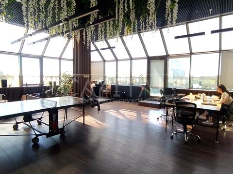 комерційна за адресою Київ, Богдана Хмельницького вул., 44