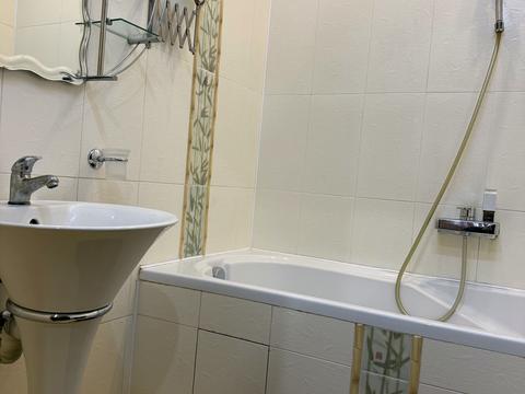 квартира за адресою Івана Франка вул., 56