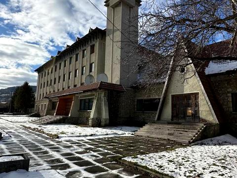 коммерческая по адресу Свободи ул., 16