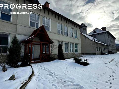 коммерческая по адресу Свободи ул., 16