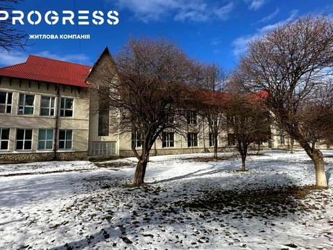 коммерческая по адресу Свободи ул., 16