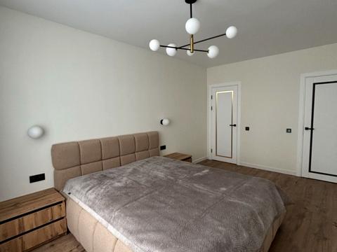 квартира по адресу Черновола ул., (Будинок 1)