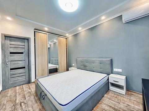 квартира за адресою Бакинська вул., 1