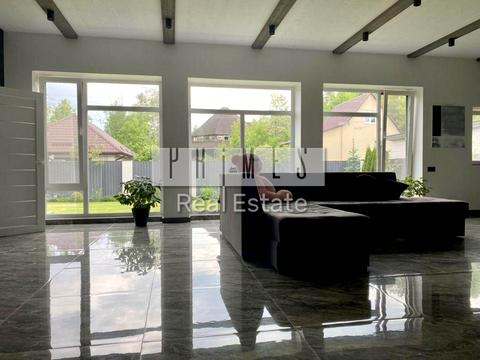 будинок за адресою Каштанова