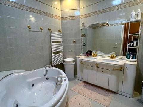 квартира по адресу Заньковецкой ул., 6