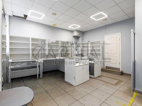 комерційна за адресою Загорівська вул. (Багговутівська), 8/10