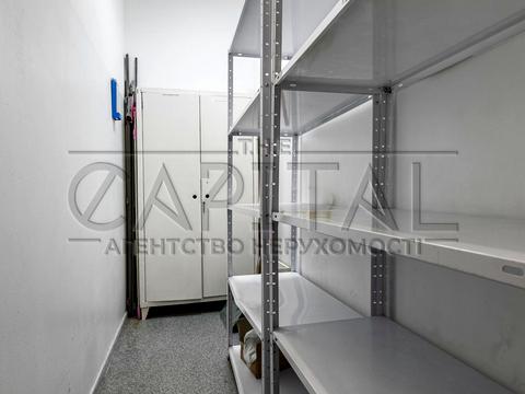 комерційна за адресою Загорівська вул. (Багговутівська), 8/10