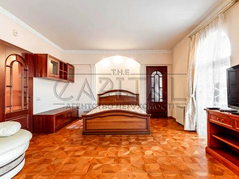 будинок за адресою Оболонь