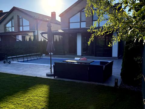 будинок за адресою Антонова вул.