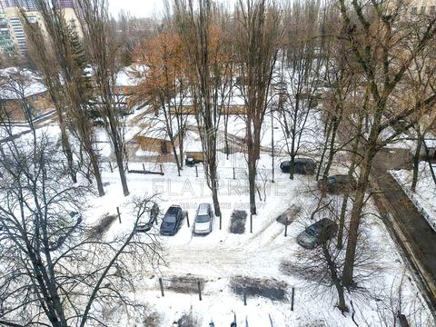 квартира за адресою Василя Кучера вул., 10