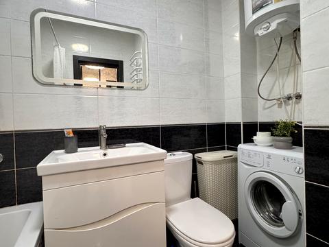 квартира за адресою Сергія Данченка вул., 28