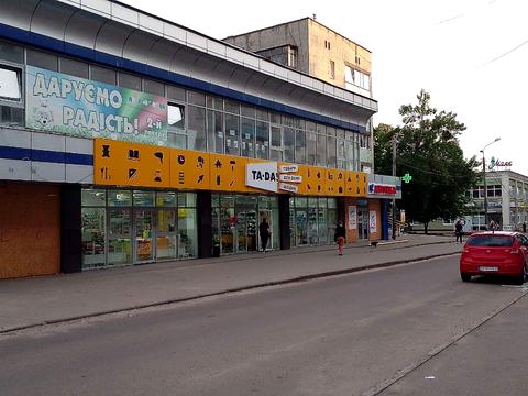 коммерческая по адресу Леси Украинки ул., 6