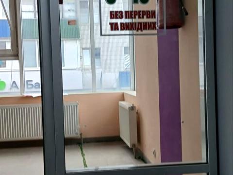 коммерческая по адресу Леси Украинки ул., 6
