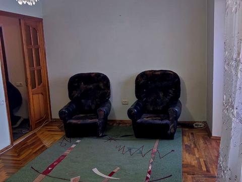 квартира за адресою Автозаводська вул., 20