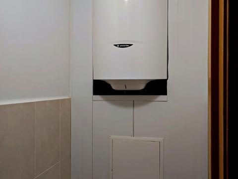 квартира за адресою Автозаводська вул., 20