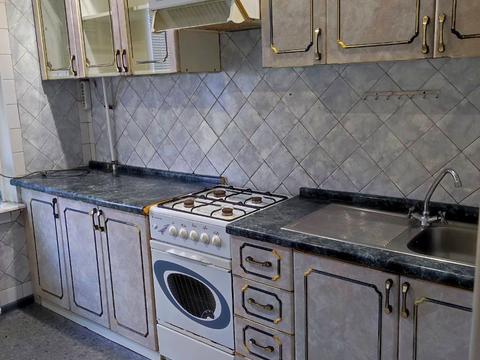 квартира за адресою Автозаводська вул., 20