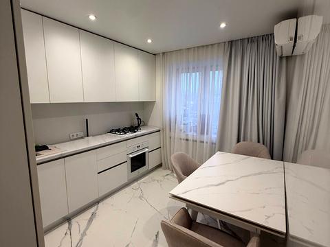 квартира за адресою Слави бульв., 27