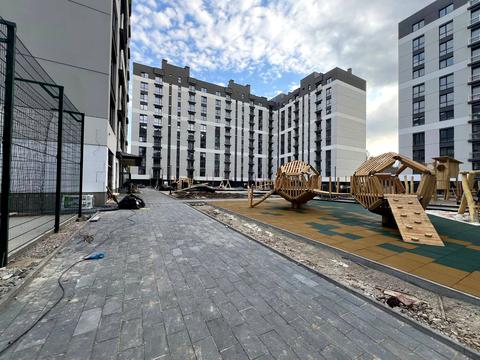 квартира за адресою Виноградна вул., 18