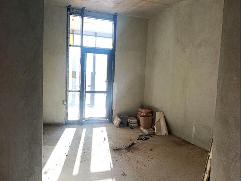 комерційна за адресою Володимира Навроцького вул., 39