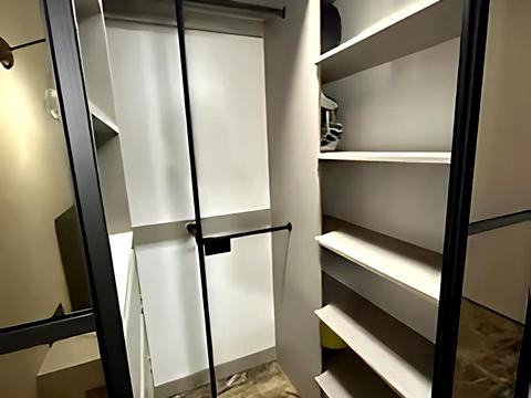 квартира по адресу Высочана ул., (Будинок 40)