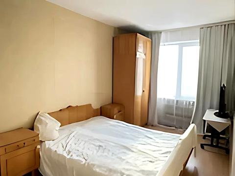 квартира за адресою Тролейбусна вул., 15