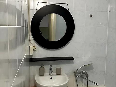 квартира за адресою Тролейбусна вул., 15