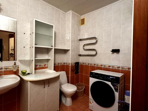 квартира за адресою Ревуцького вул., 42