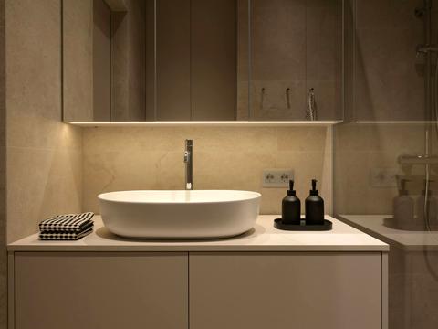 квартира за адресою Андрія Верхогляда вул. (Михайла Драгомирова), 11-В