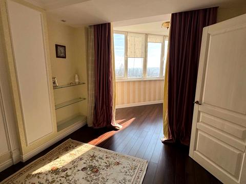 квартира за адресою Героїв Майдану вул. (Червоноармійська), 55