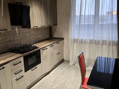 квартира за адресою Івана Сльоти вул., 49г