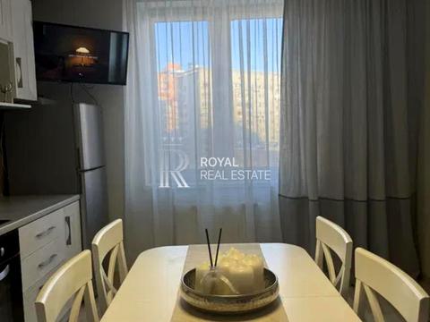 квартира по адресу Вячеслава Черновола ул., 27