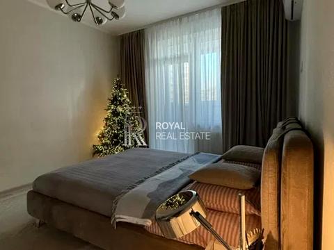 квартира по адресу Вячеслава Черновола ул., 27