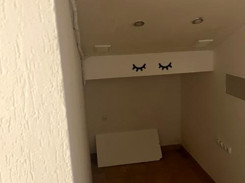 комерційна за адресою Академіка Романа Кучера вул., 18