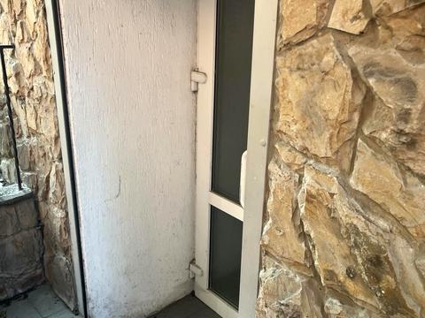 комерційна за адресою Академіка Романа Кучера вул., 18