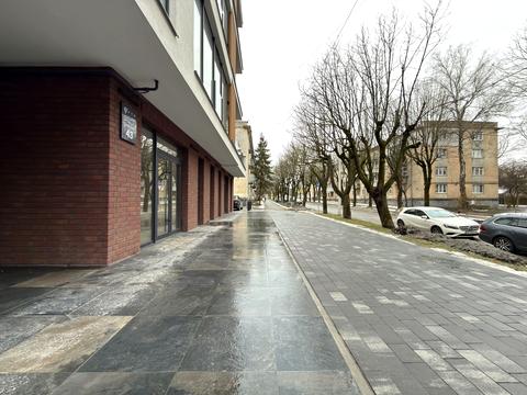 комерційна за адресою Окружна вул., 43