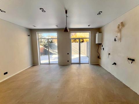 дом по адресу Авиаторов ул.