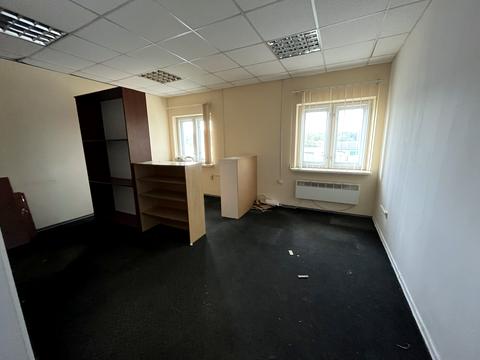 комерційна за адресою Городоцька вул., 218