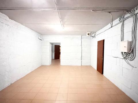 комерційна за адресою Мінеральна вул., 7-К