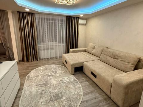 квартира за адресою Героїв Десантників вул., 23