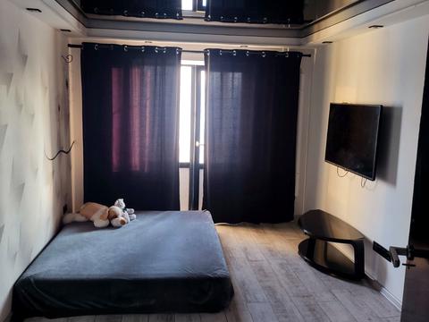 квартира за адресою Дніпровська набережна вул., 9-А