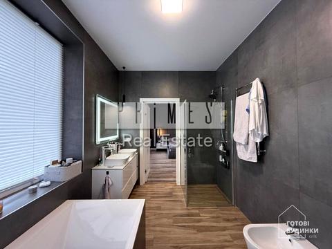 дом по адресу  ул.