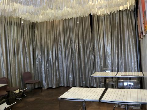 комерційна за адресою Олександра Оксанченка вул. (Степового Фронту), 48