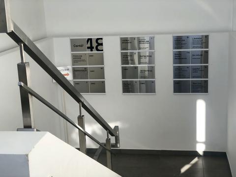 комерційна за адресою Олександра Оксанченка вул. (Степового Фронту), 48