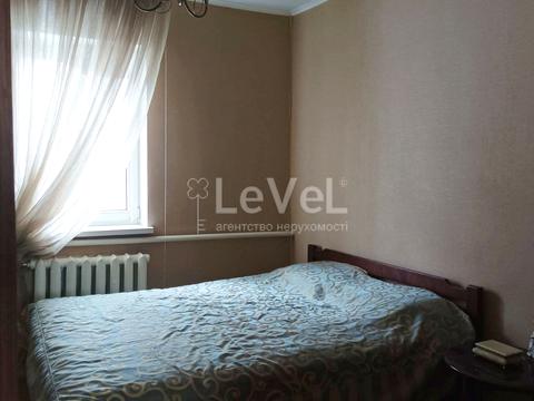 будинок за адресою Добровольців вул. (Раменська)