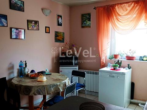 будинок за адресою Добровольців вул. (Раменська)