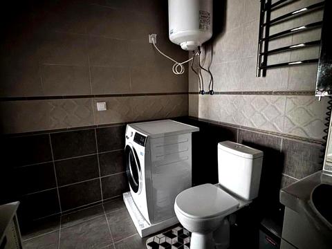 квартира за адресою Приладний пров., 10-А Коло