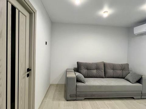 квартира за адресою Злуки просп., 7