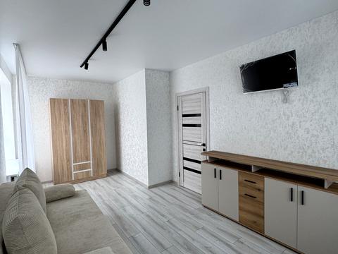 квартира за адресою Петра Дорошенка вул., 74а