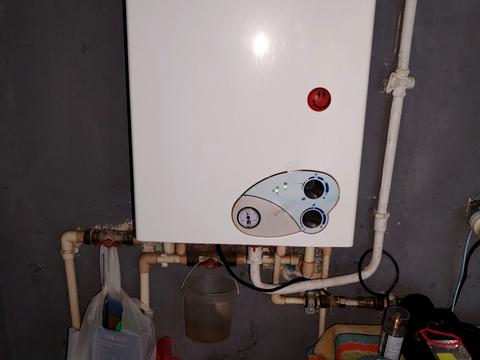 будинок за адресою Альпіністів пров., 30